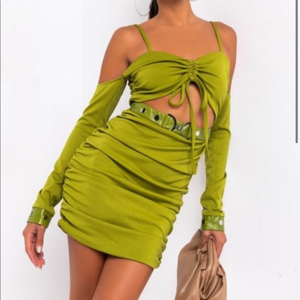 FALL IN LOVE OFF THE SHOULDER LONG SLEEVE BODYCON MINI DRESS